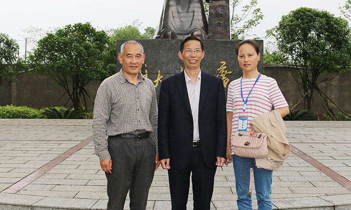 大型釀酒設(shè)備