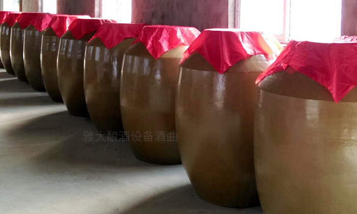 大型釀酒設(shè)備